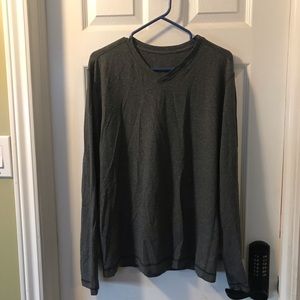 Men’s Lululemon shirt
